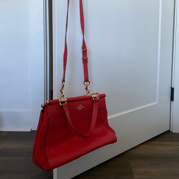 Coach x Selena Gomez - Picture 11 of 12